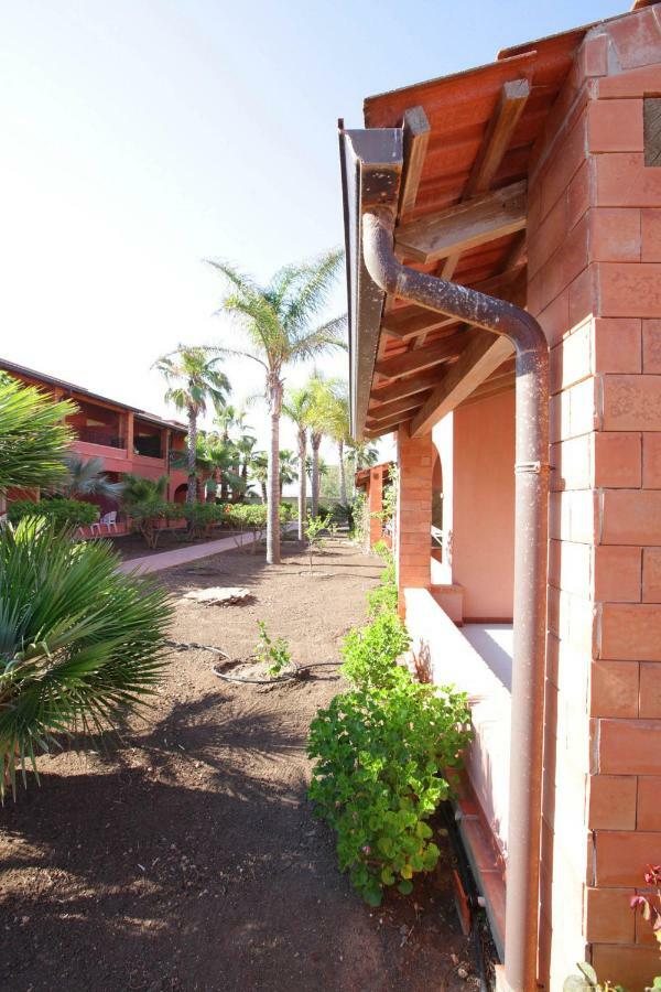 Residence Del Mare Casesicule Santa Maria Del Focallo Exterior foto